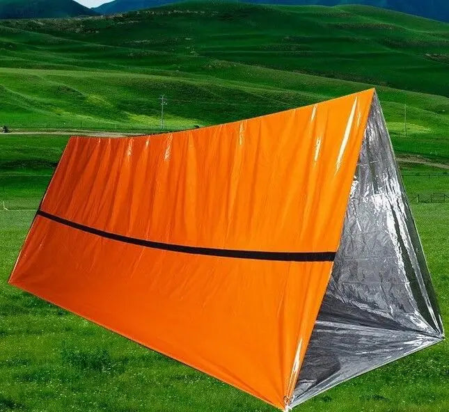 Abri d'urgence pour 2 personnes Bivouac Kit de tente de survie Sac de couchage en tente tubulaire Mylar Couverture thermique imperméable extérieure SOS Réutilisable